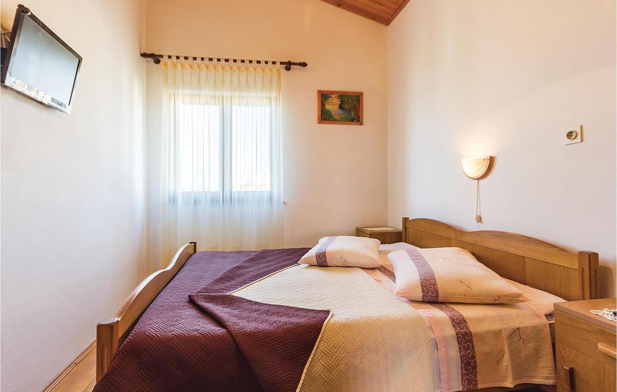 Beautiful Apartment In Pula With Kitchen 외부 사진