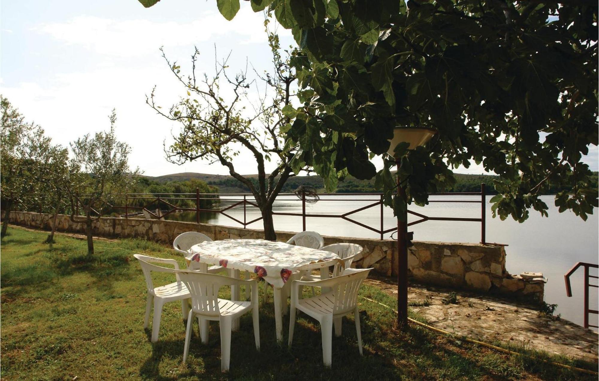 Beautiful Apartment In Pula With Kitchen 외부 사진